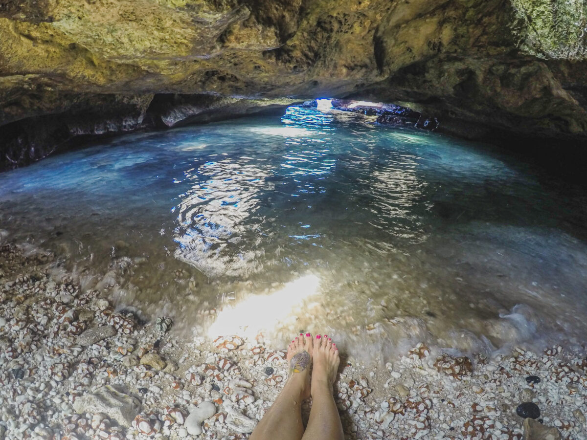 SECRET MERMAID CAVE ON OAHU Here's How To Get There!