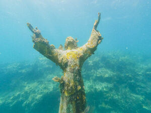 Christ of the Abyss snorkel tour